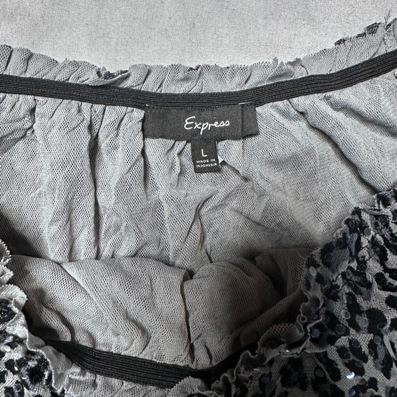 Express Black and Gray Animal Print Blouse - Picture 4 of 7